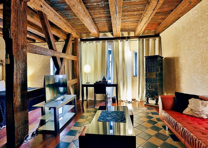 Le B. Suites, Chambres & Restaurant