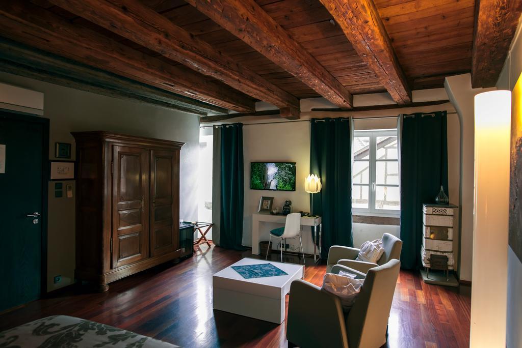 Le B. Suites, & Restaurant Bed & Breakfast