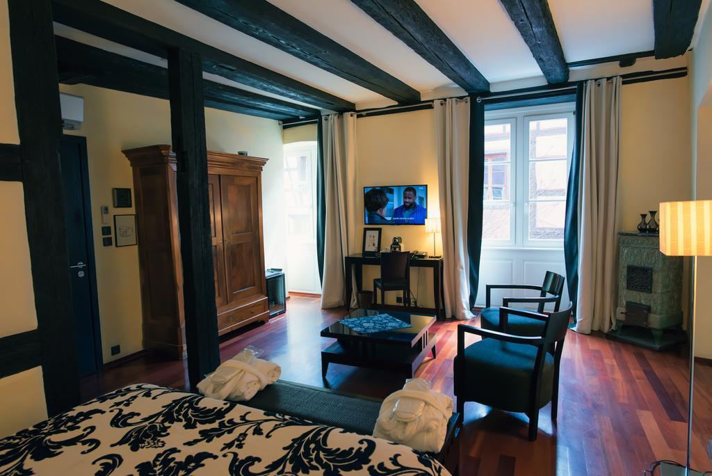 Le B. Suites, Chambres&restaurant 2*