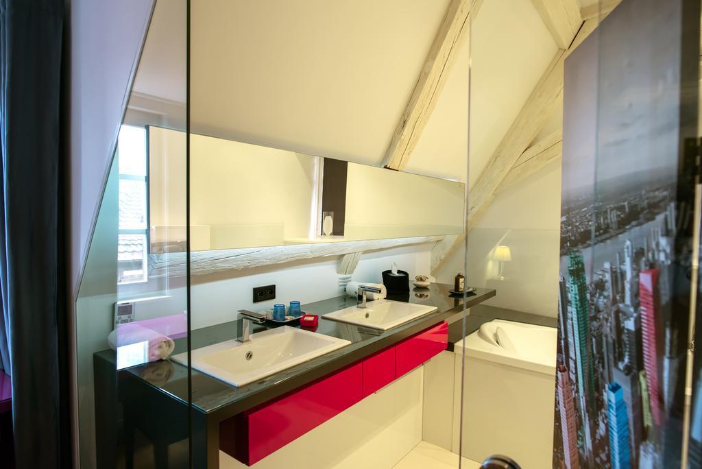 Le B. Suites, Chambres&restaurant Riquewihr