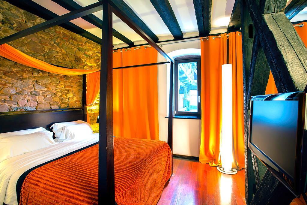 Bed & Breakfast Le B. Suites, & Restaurant Riquewihr