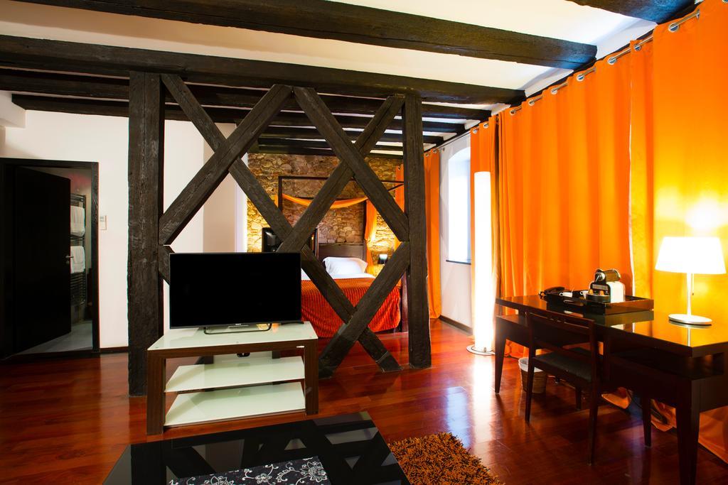 Le B. Suites, Chambres & Restaurant Bed & Breakfast