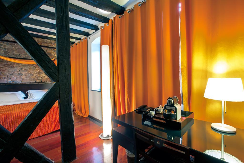 Le B. Suites, Chambres&restaurant Couette-café Riquewihr